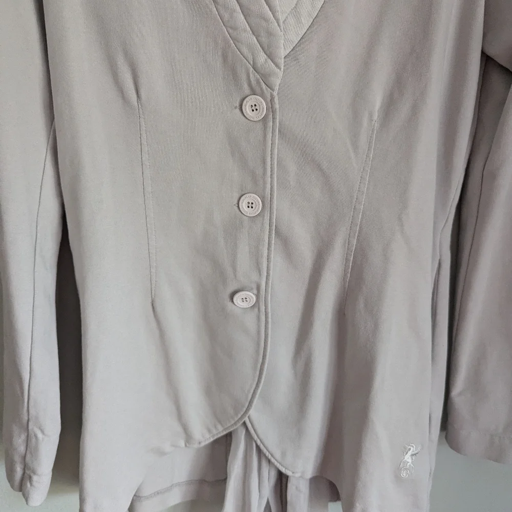 European Culture Women's XS Light Gray Soft Jacket Flat Collar Pleated Tail - Picture 3 of 12